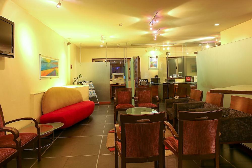 Studio Estique Hotel