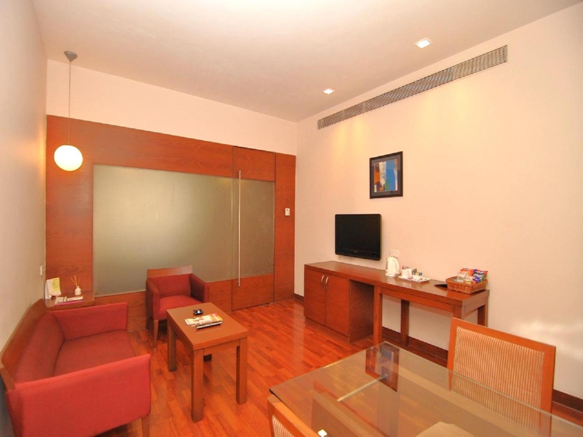 Studio Estique 3*