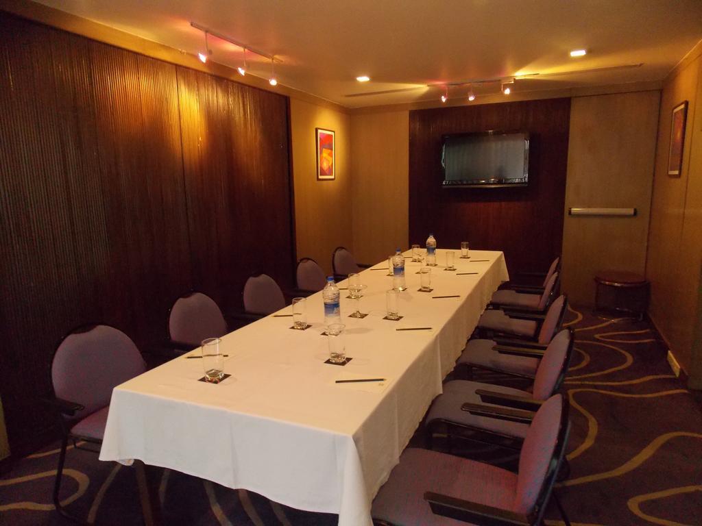 Hotel Studio Estique Pune