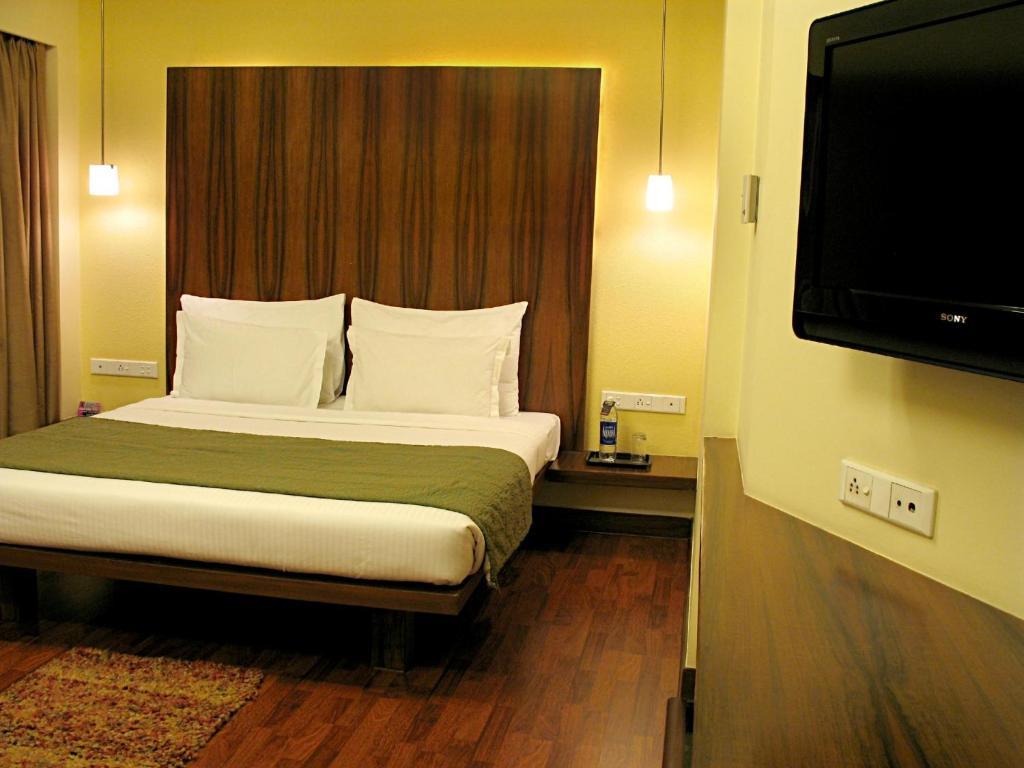 Studio Estique 3* Pune